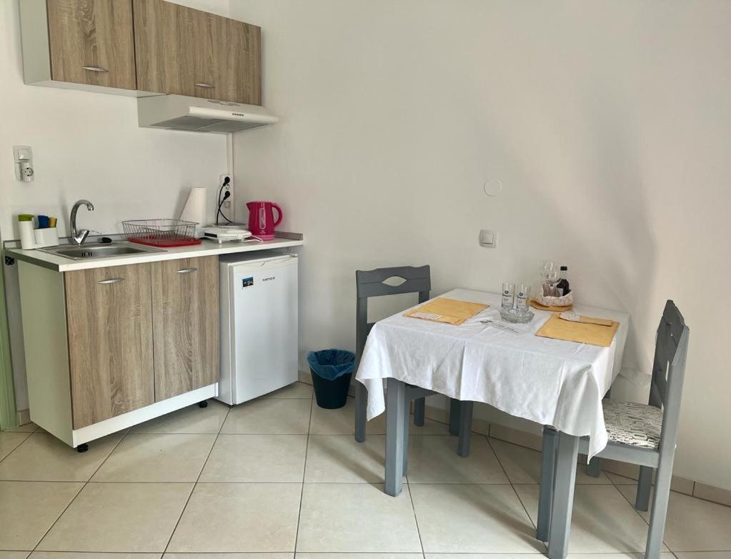 Samos - Kokkari - Eirini'S Studios Dış mekan fotoğraf